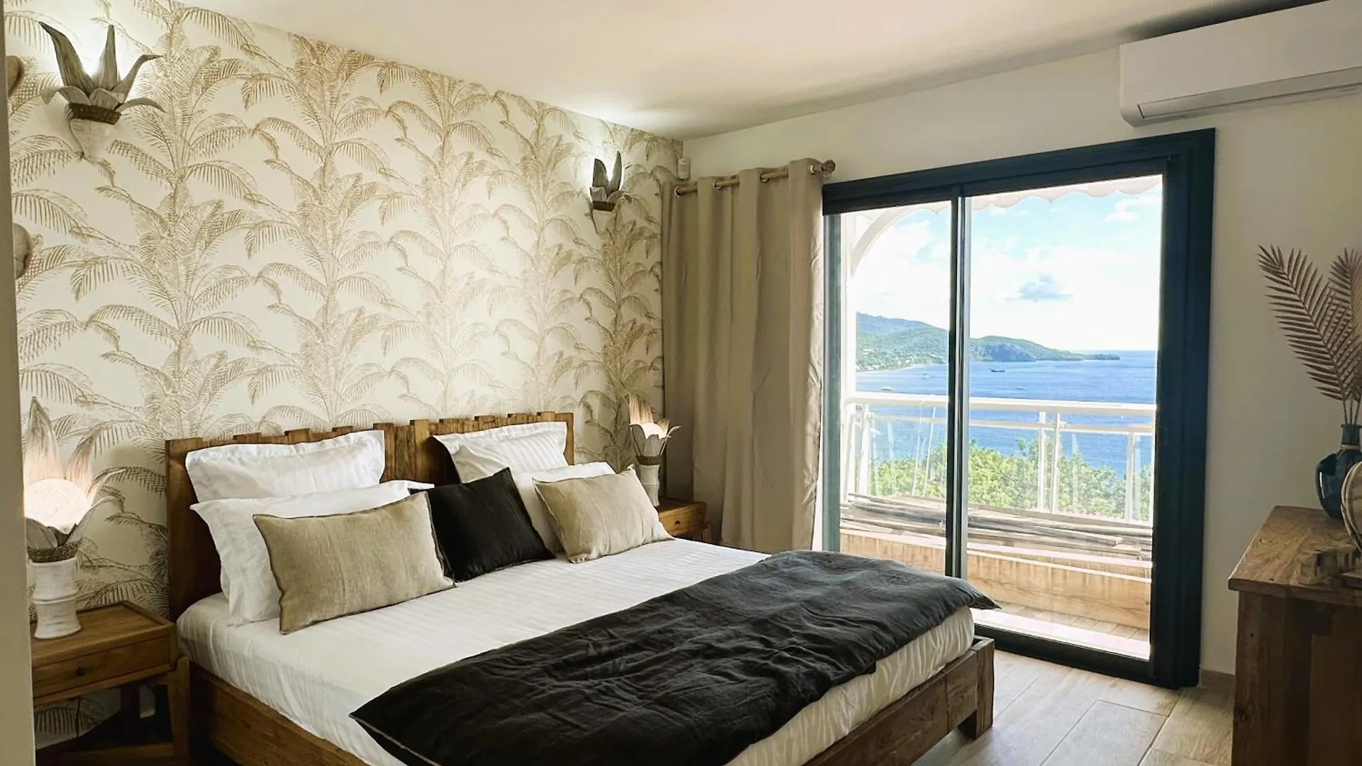 Villa Aquabella Буйант 0*,